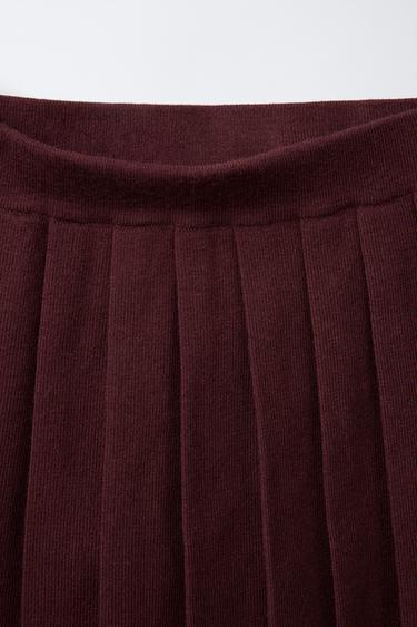 JUPE À PLIS PLATS EN MAILLE - Rose de Zara - Image 2