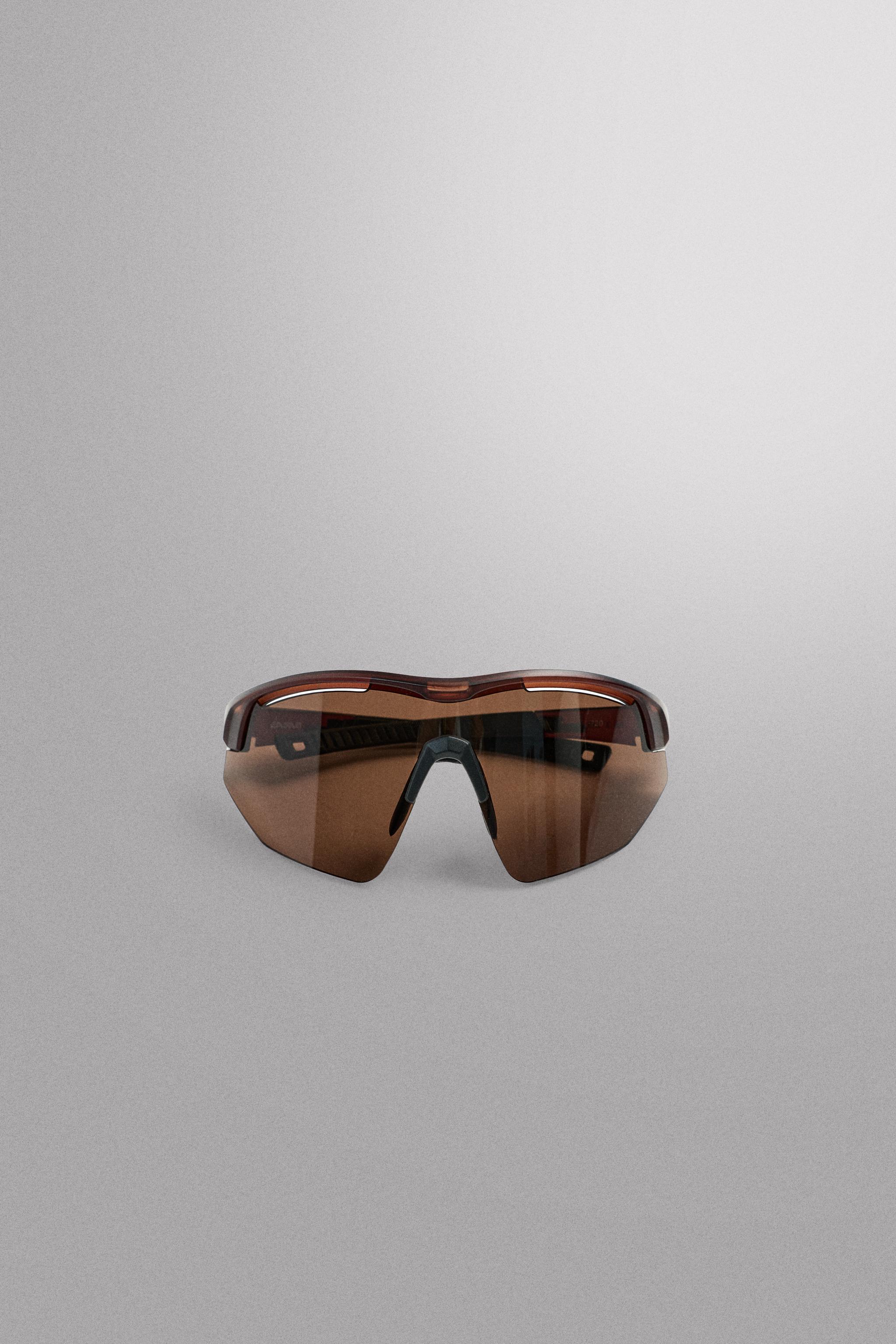 Мужские солнцезащитные очки Zara EASSUN X ATHLETICZ SUNGLASSES — фото 9