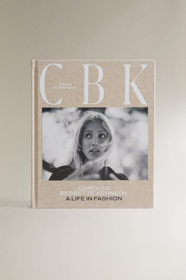 CARTE CAROLYN BESSETTE KENNEDY - Bej de la Zara