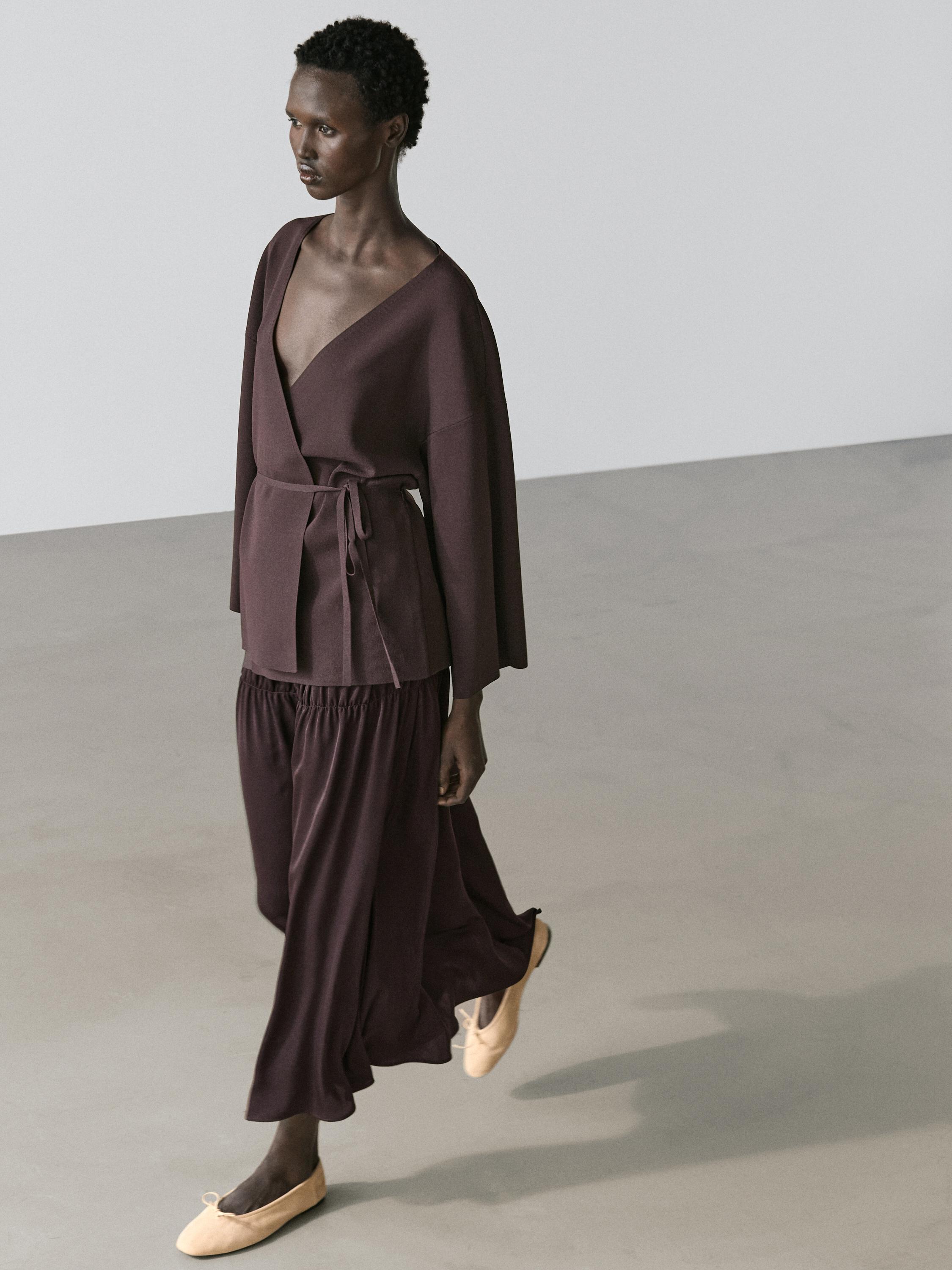 Flowing knit kimono with belt detail