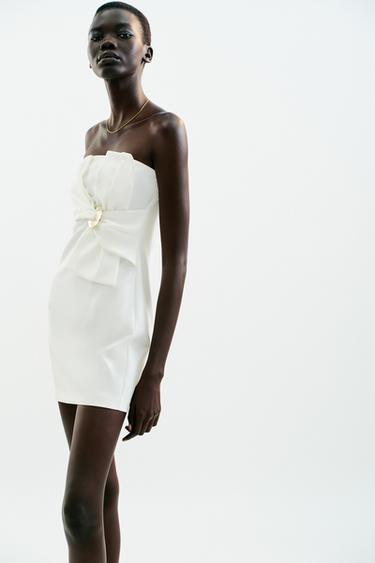 ROBE COURTE NŒUD DÉCOR DORÉ - Écru de Zara - Image 3