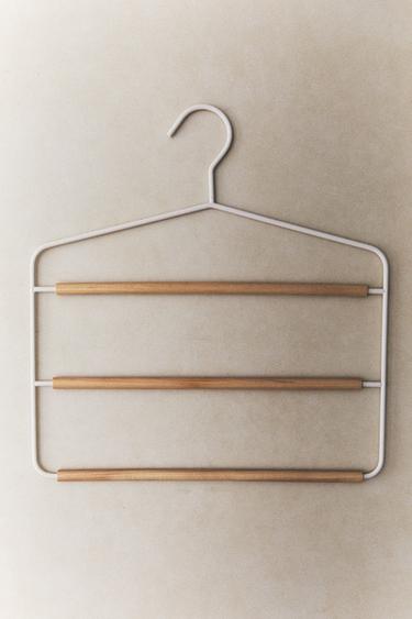 METAL AND WOOD TROUSER HANGER - White by Zara - Image 4