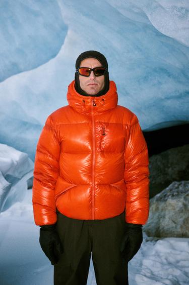 SKI DOWN BLEND PUFFER JACKET - Intense red by Zara