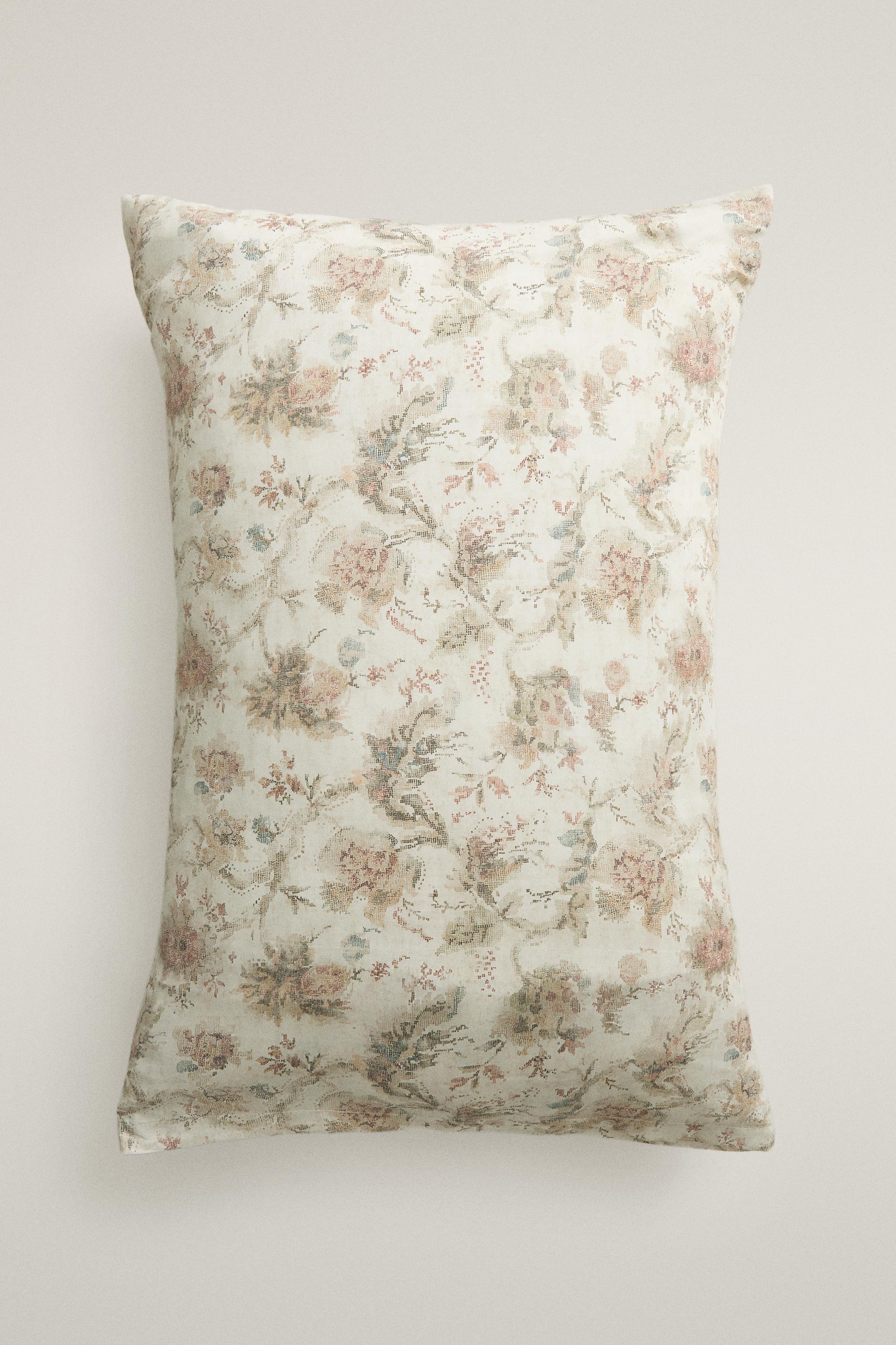 TAIE D’OREILLER FLEURS SATIN (300 FILS)