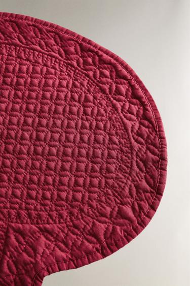 HEART PLACEMAT - Burgundy by Zara - Image 2