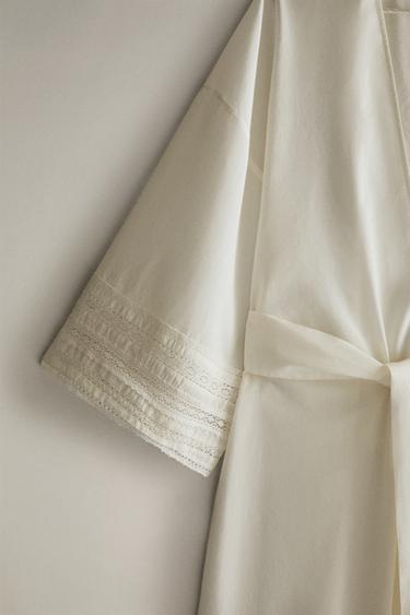 ROBE DE CHAMBRE DENTELLE - Écru de Zara - Image 2