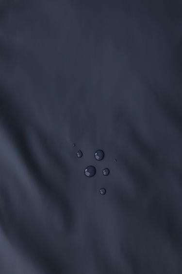 SALOPETTE GOMMÉE RÉSISTANTE À L'EAU - Bleu marine de Zara - Image 4