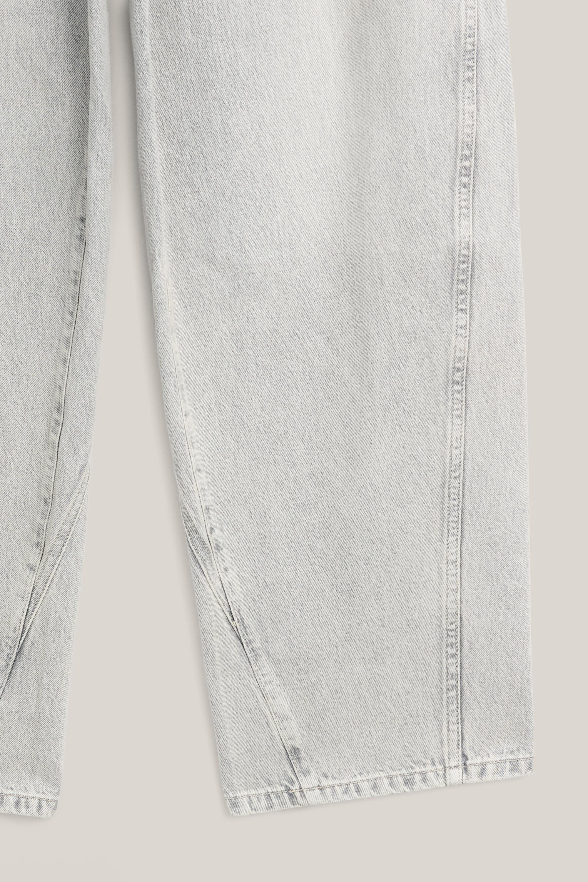 Barrel fit jeans with waist detail - LIMITED EDITION