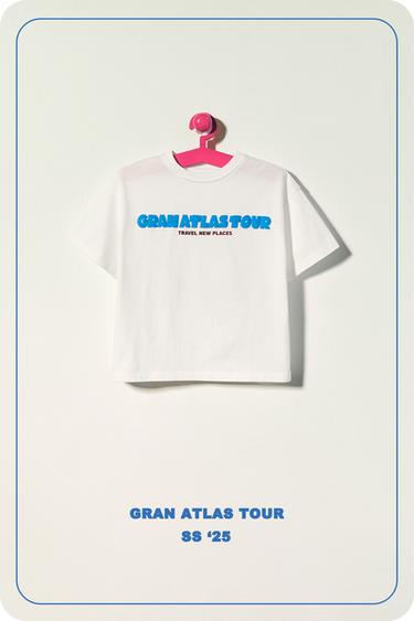 CAMISETA TEXTO RELIEVE - Blanco roto de Zara