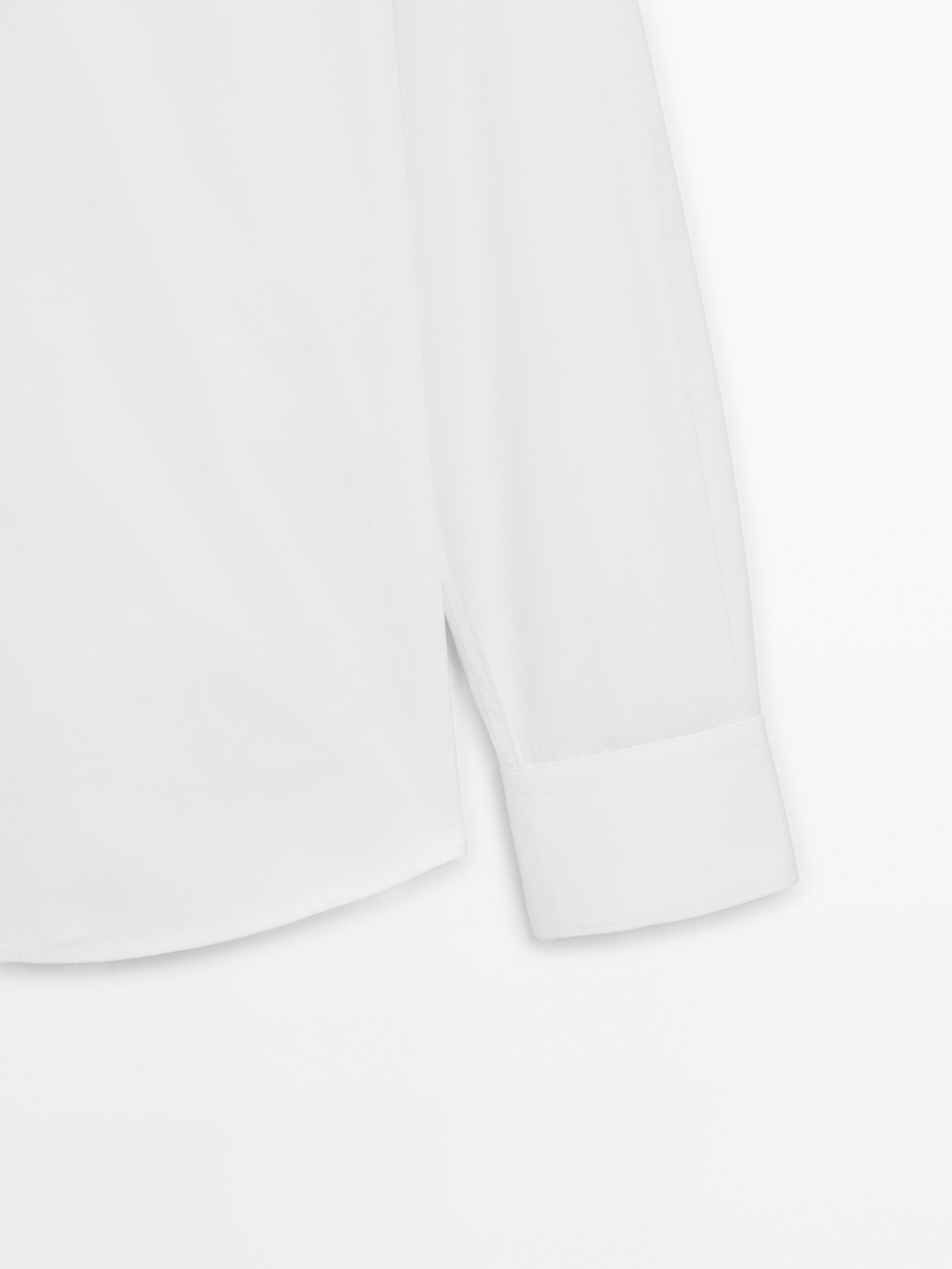 Slim fit 100% cotton poplin shirt