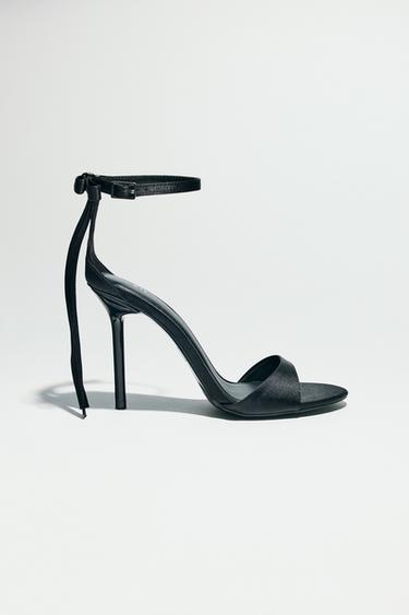SANDALIA PULSERA LAZO - Negro de Zara