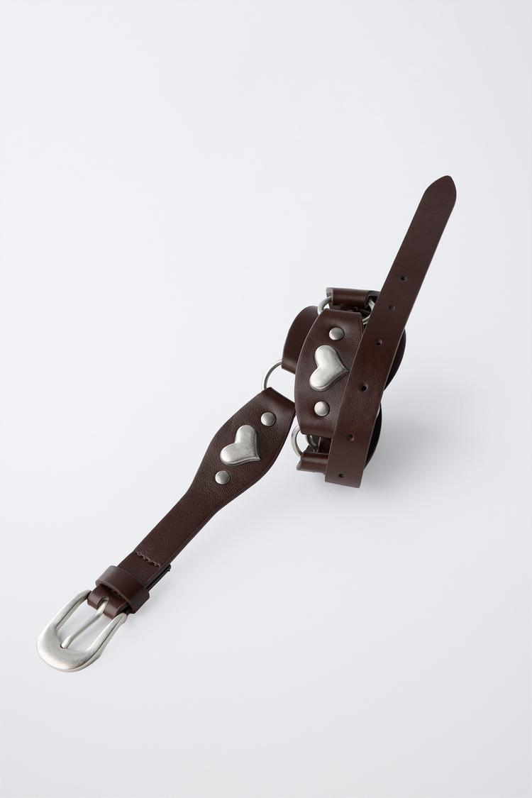 Zara limited eidtion metallic heart belt you cannot miss
| Single piece ? Rattan Heart Belt – Pamela Munson main image 3