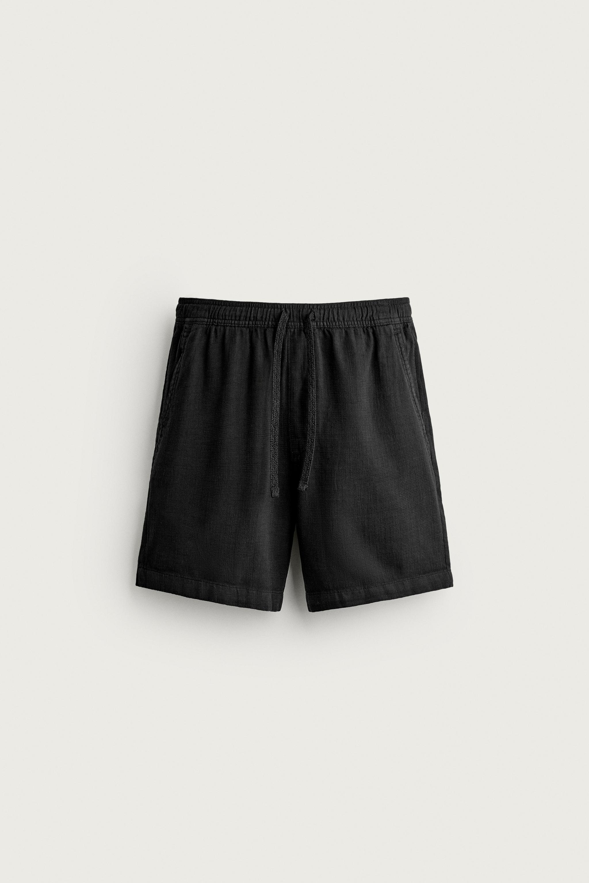 TEXTURED REGULAR FIT SHORTS — Black