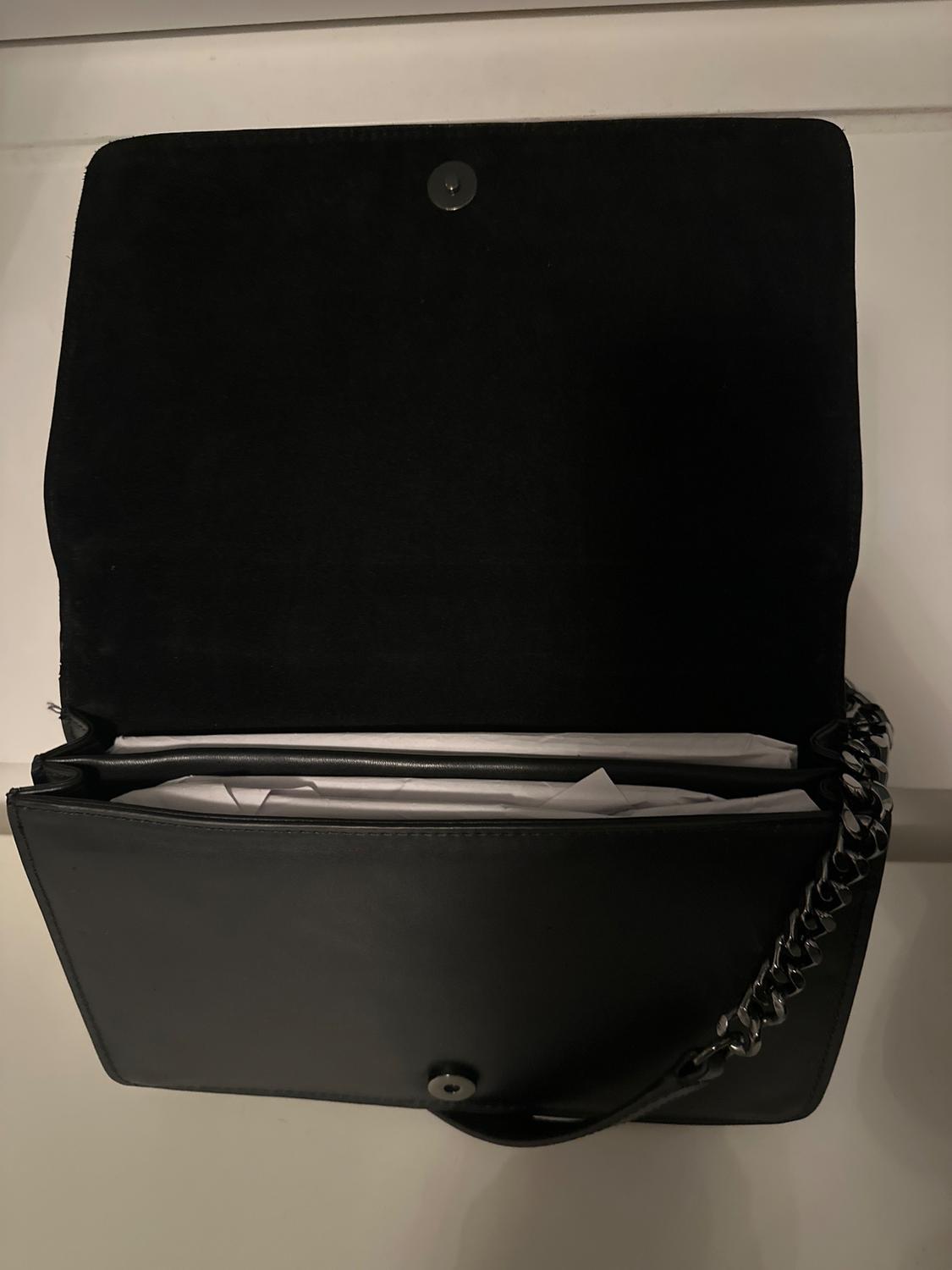EMBOSSED CHAIN-TRIMMED BAG - Image 3