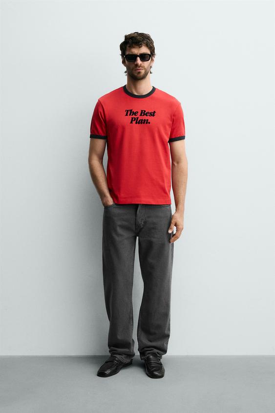 CAMISETA RIB CONTRASTE TEXTO - Rojo de Zara - Imagen 0