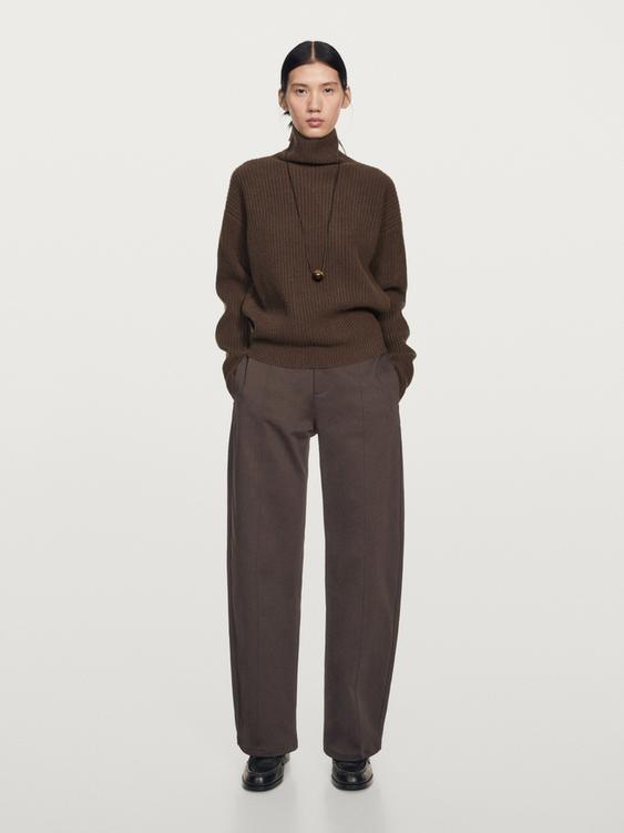 Mid-rise carrot fit trousers