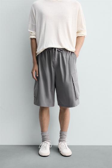 ワイドレッグ カーゴバミューダパンツミディアムグレーZaraのワイドレッグ カーゴバミューダパンツ - ミディアムグレー