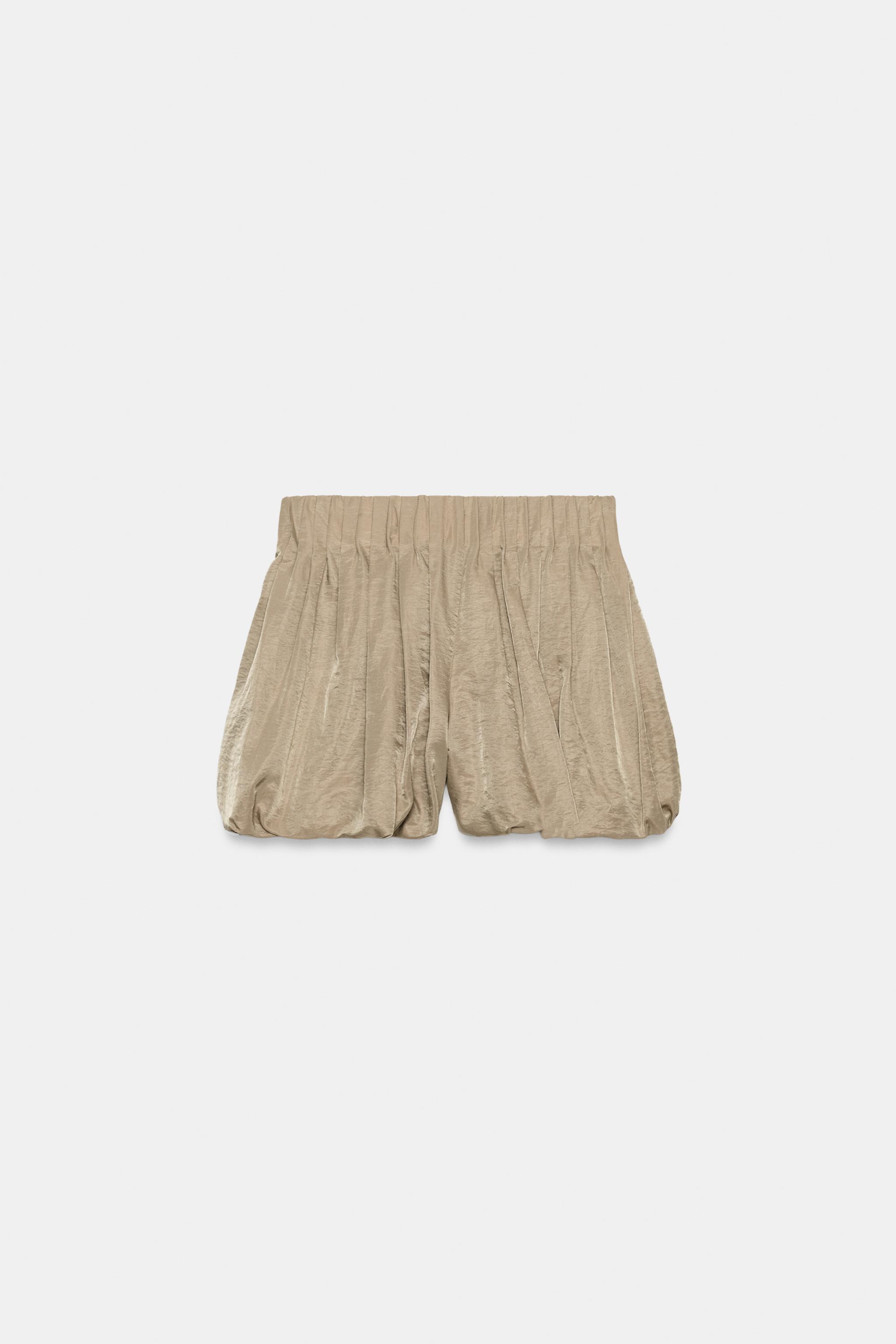 SHORT BOULE AVEC BOUCLE