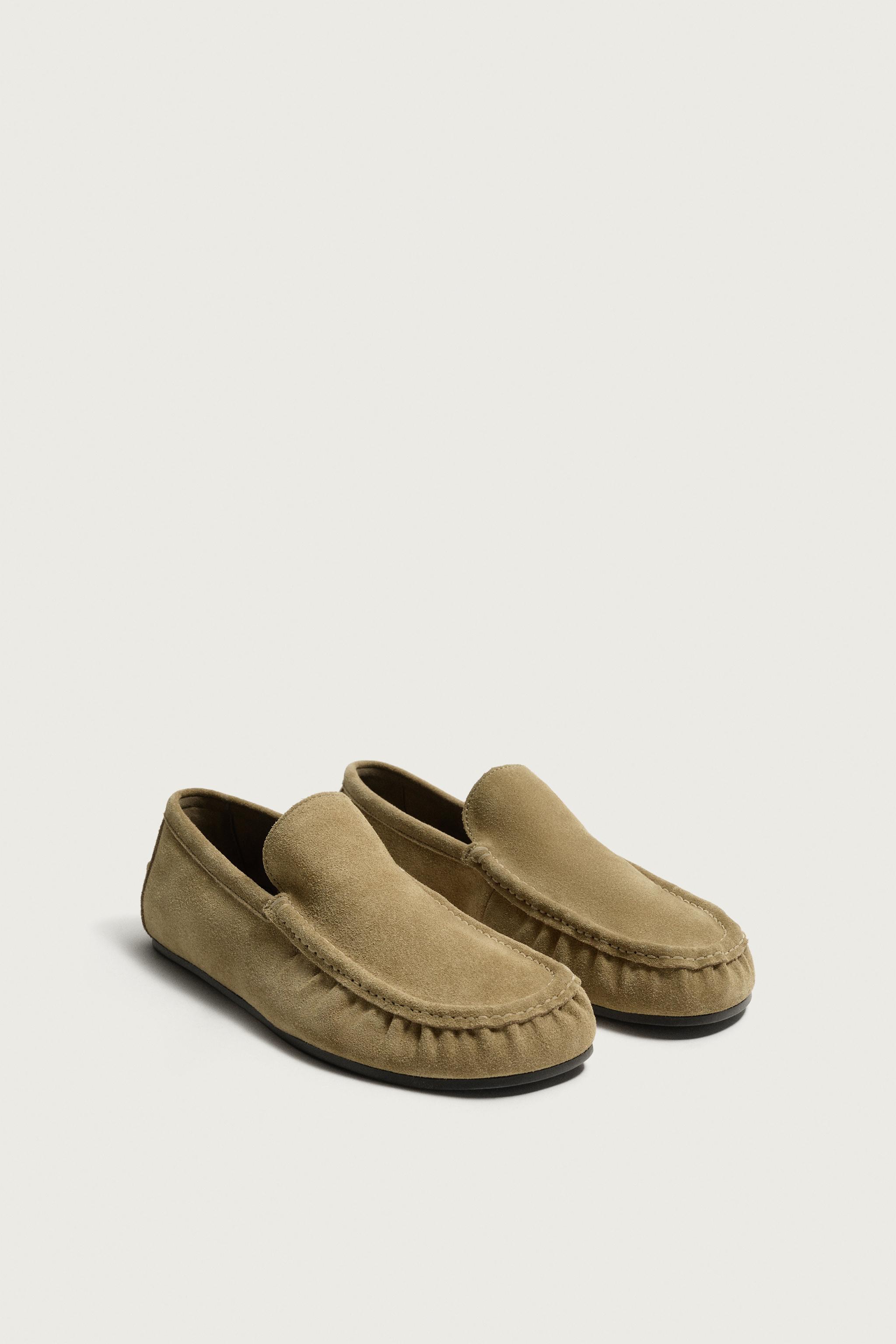 LEATHER LOAFERS — Beige