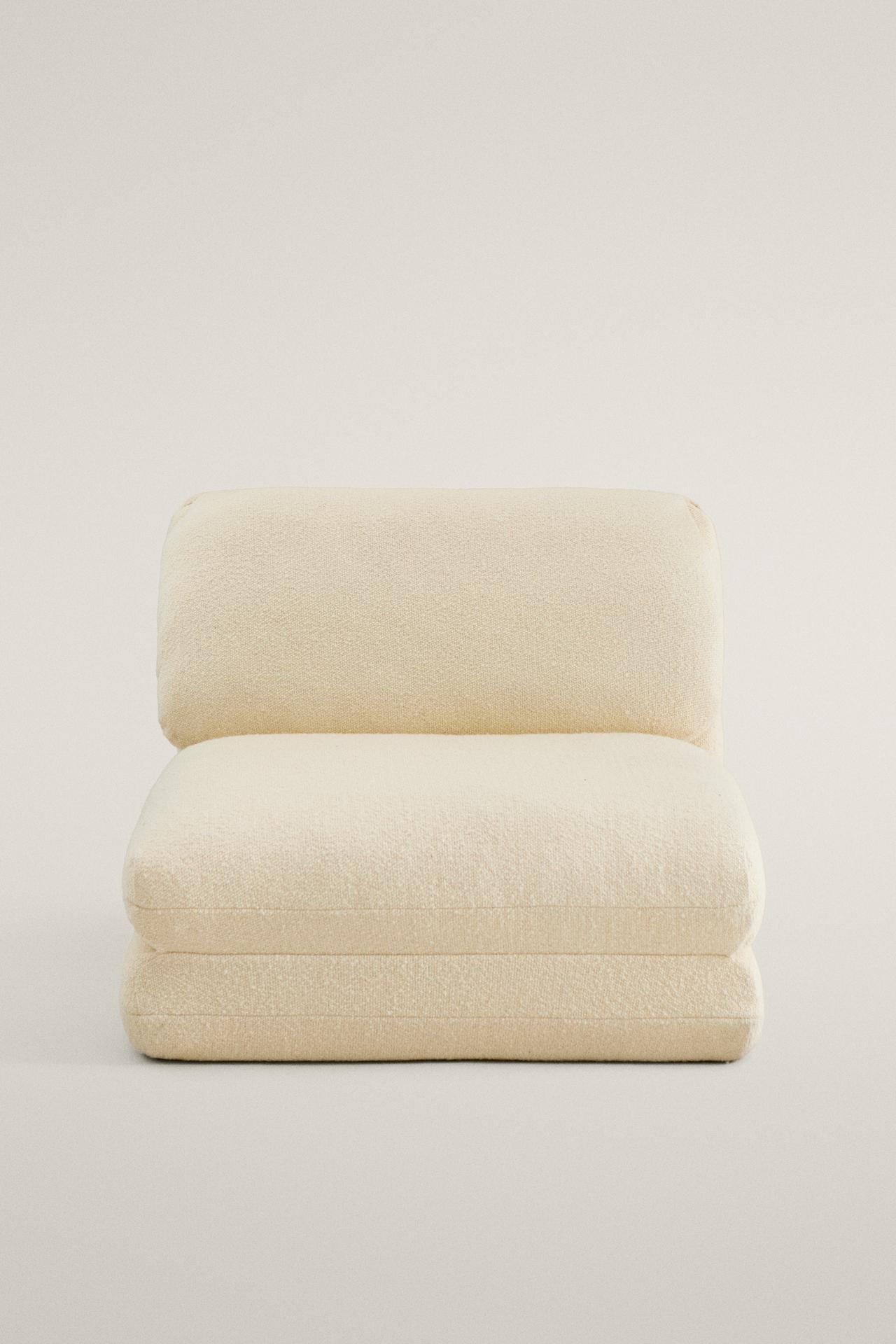BOUCLÉ FOLDING ARMCHAIR — Ecru