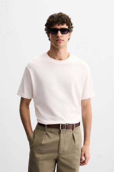 T-SHIRT BASIQUE EN MAILLE - Rose craie de Zara - Image 1