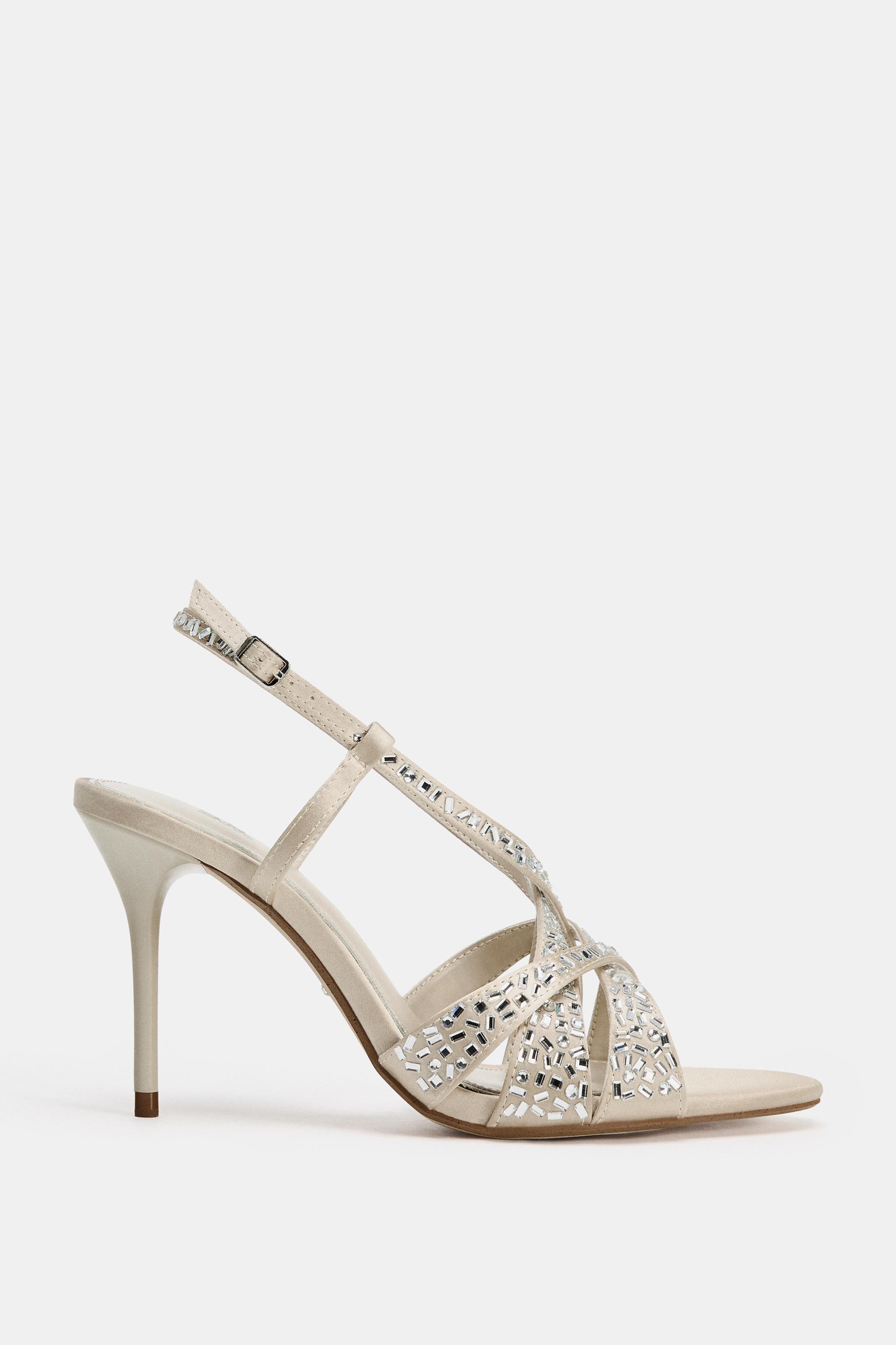 SHINY CROSSOVER STRAP SANDALS - Ecru White | ZARA Iraq