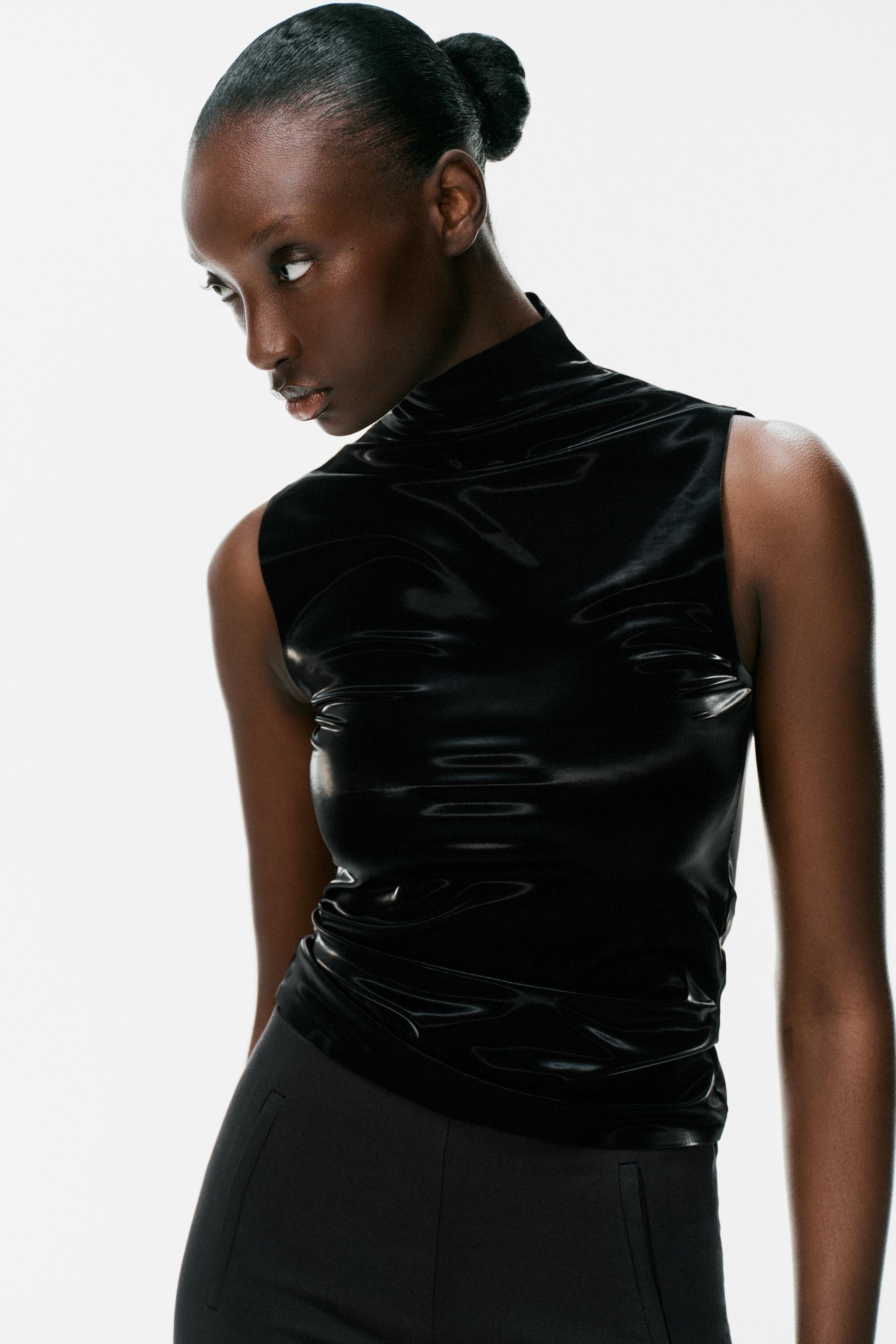 MOCK NECK TOP