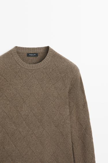 Wool blend knit sweater with diamond texture — Mink 2