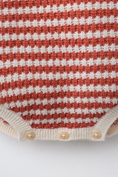 BODY EN MAILLE RAYURES POISSON BRODÉ - Écru de Zara - Image 3