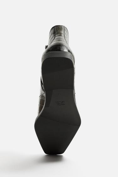 EMBOSSED LEATHER BOOTS - Green by Zara - Image 6