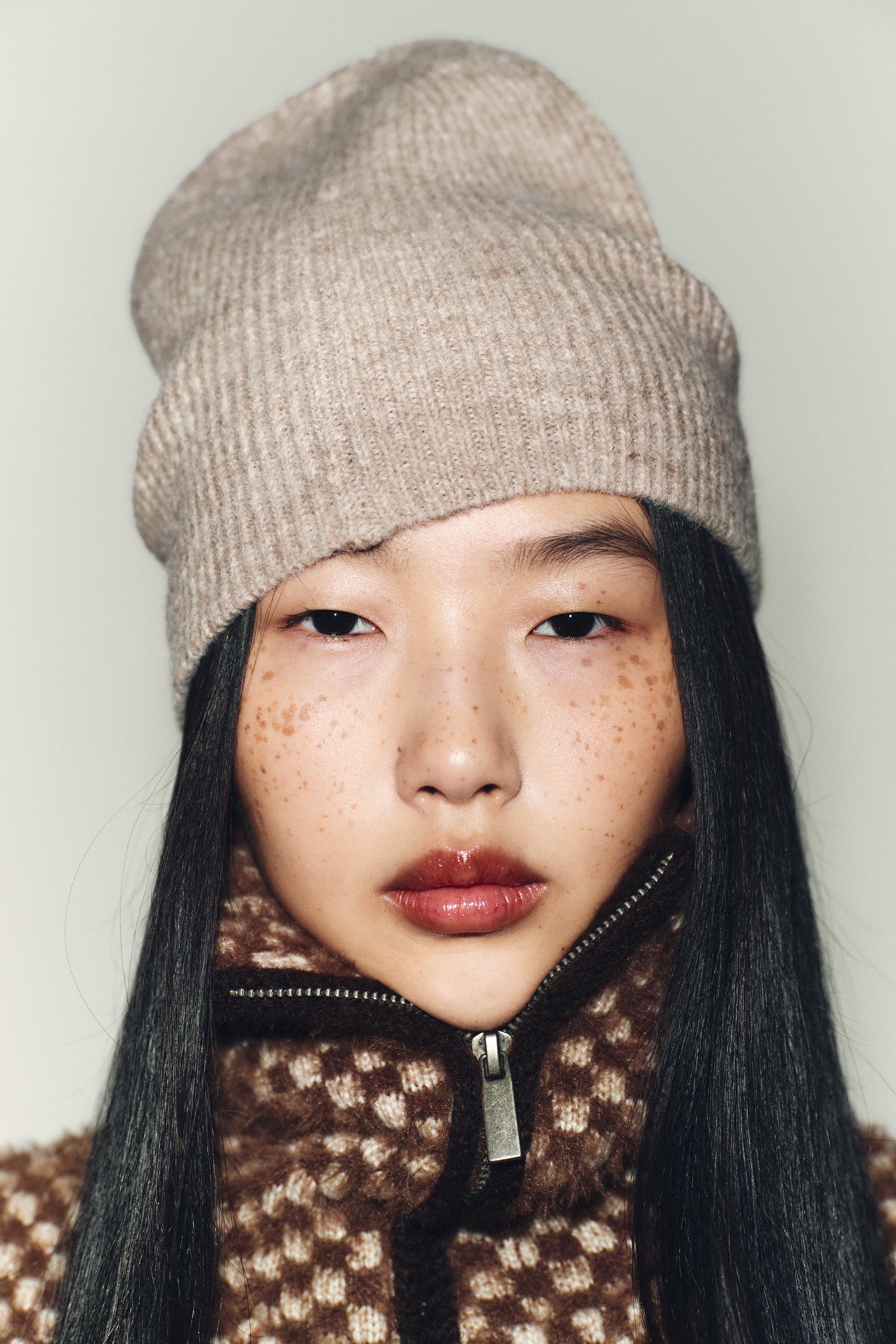 BONNET BEANIE EN MAILLE CANNELÉ