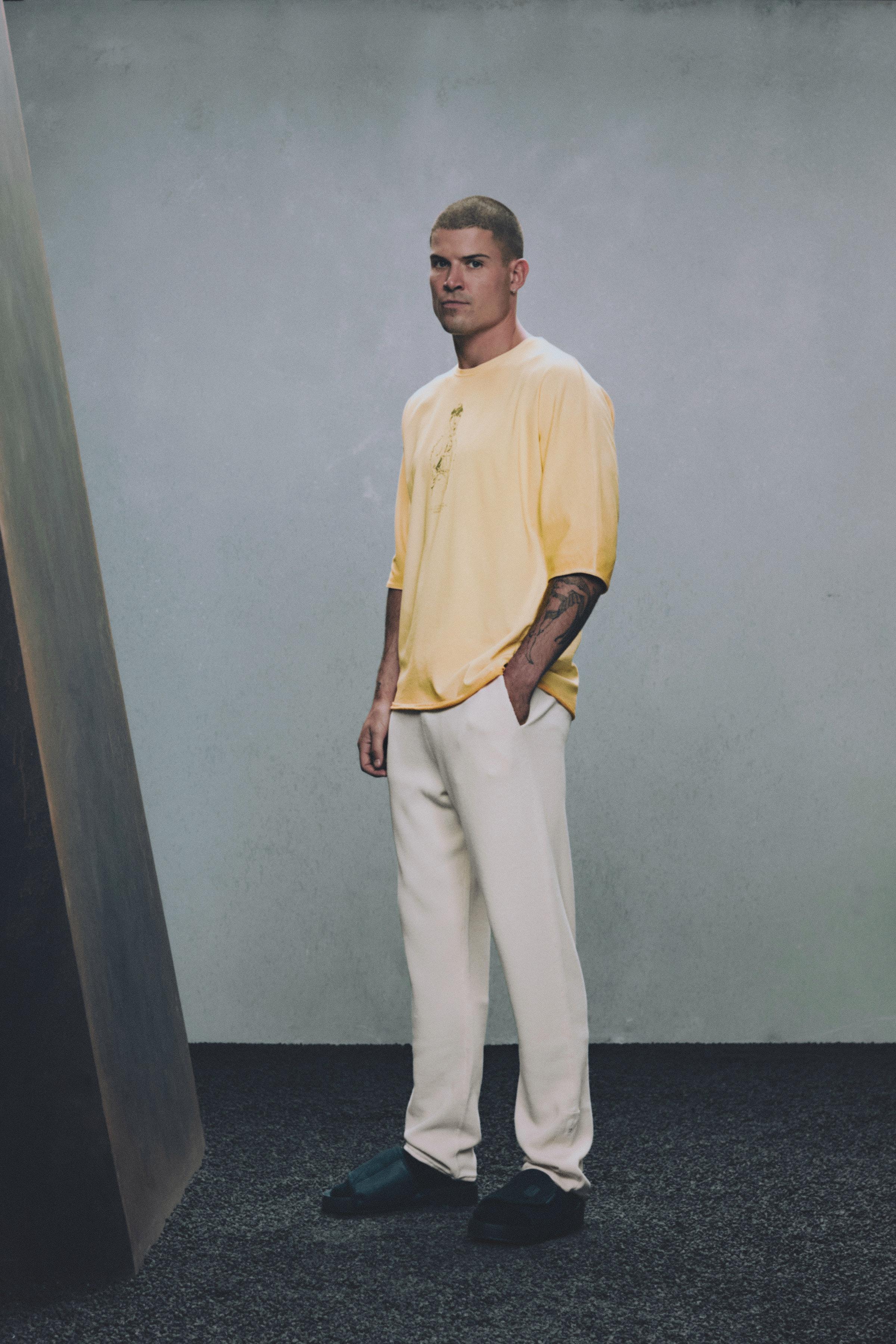 GRAPHIC PRINT T-SHIRT X SR_A - Yellow | ZARA United Kingdom