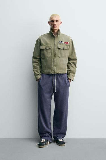CAZADORA CROPPED FIT PARCHES - Khaki de Zara - Imagen 0