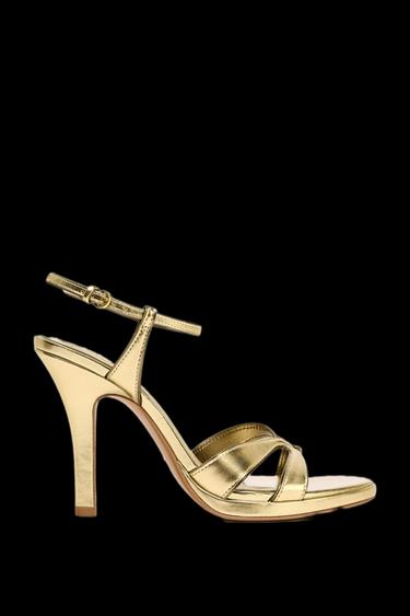 SANDALIA TACÓN EFECTO METALIZADO - Oro de Zara - Imagen 0