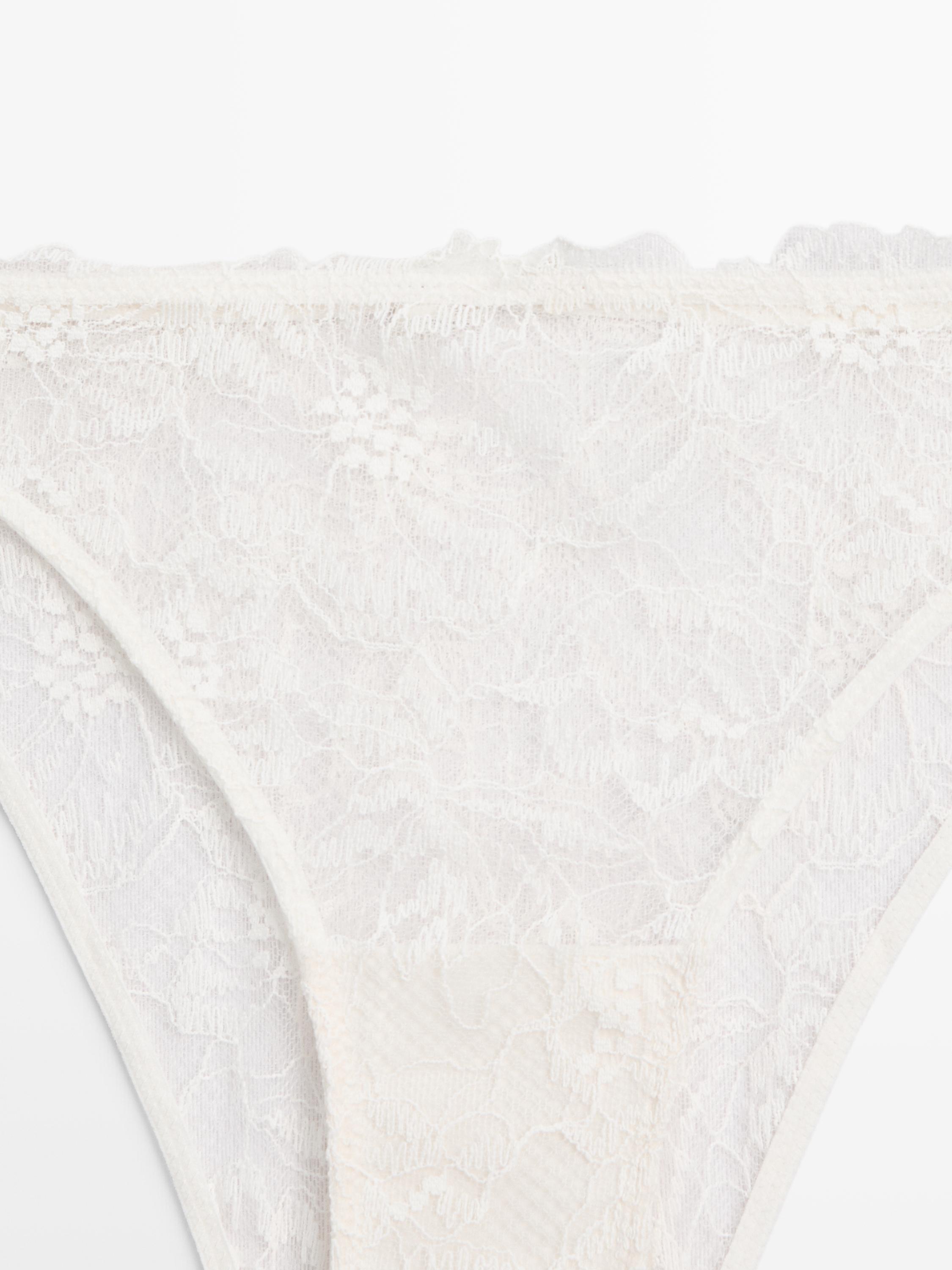 Scalloped lace briefs