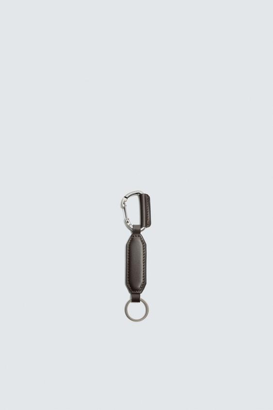 LEATHER KEYCHAIN