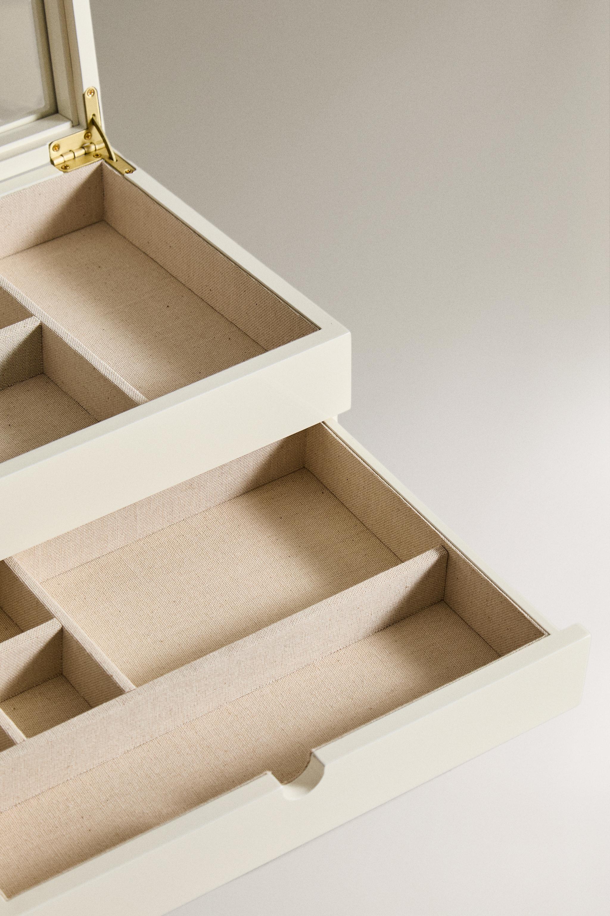 LACQUERED JEWELRY BOX WITH A DRAWER AND LID