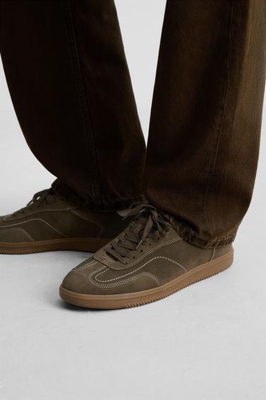 ZAPATILLA PIEL SUELA CONTRASTE - Marrón de Zara