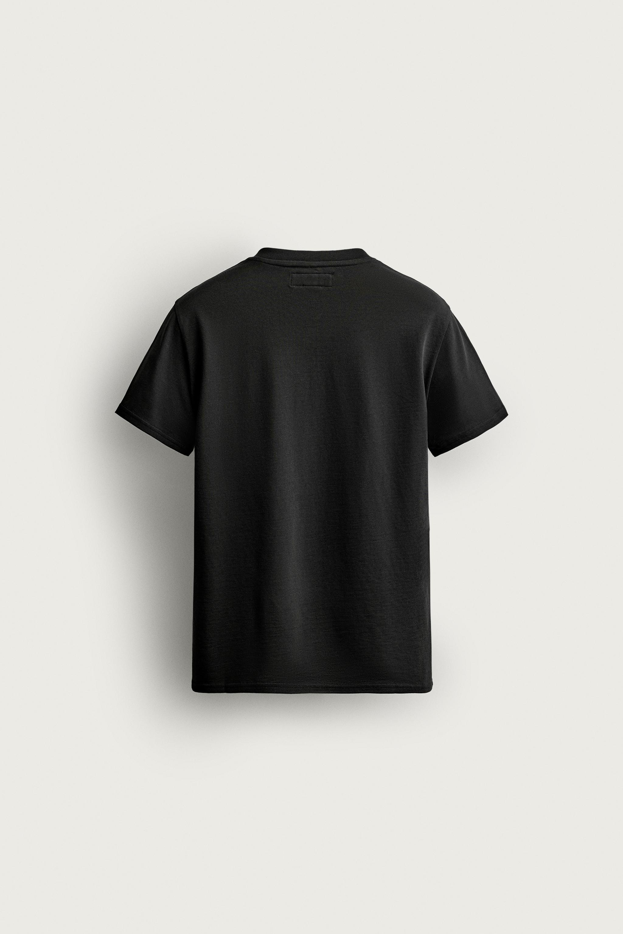 SLIM FIT V-NECK T-SHIRT