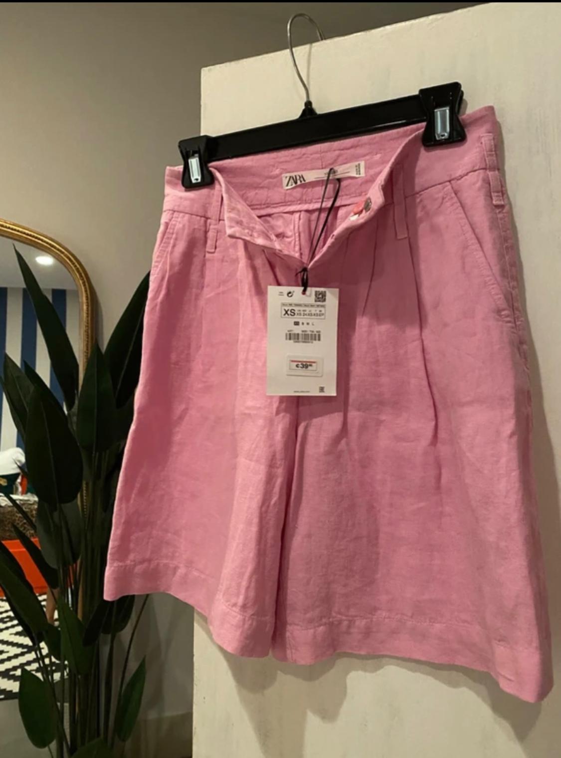 LINEN BERMUDA SHORTS - LIMITED EDITION - Image 2