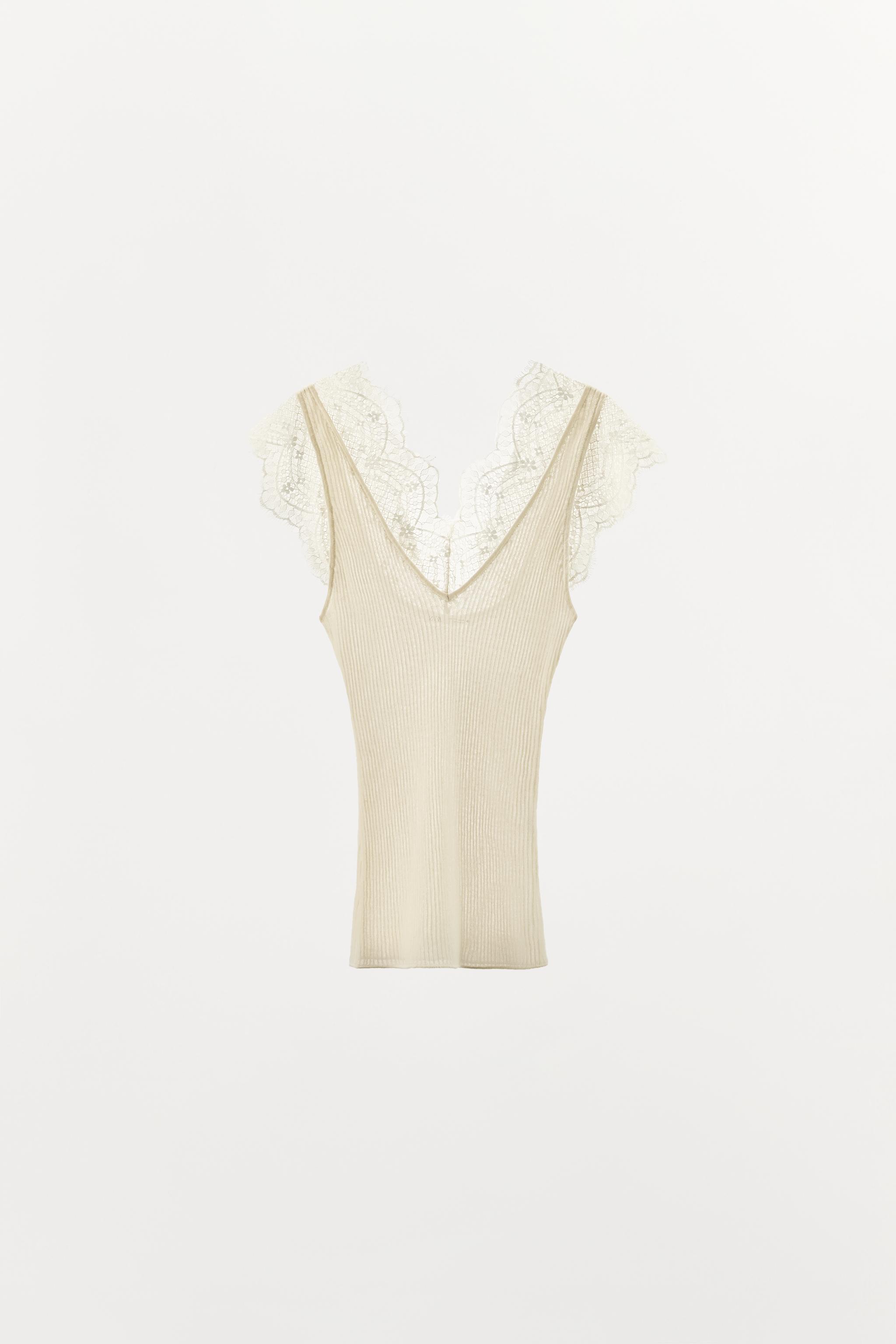TOP EN MAILLE ET DENTELLE