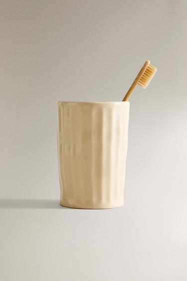 PORTE-BROSSES À DENTS RELIEF - Écru / Beige de Zara - Image 4