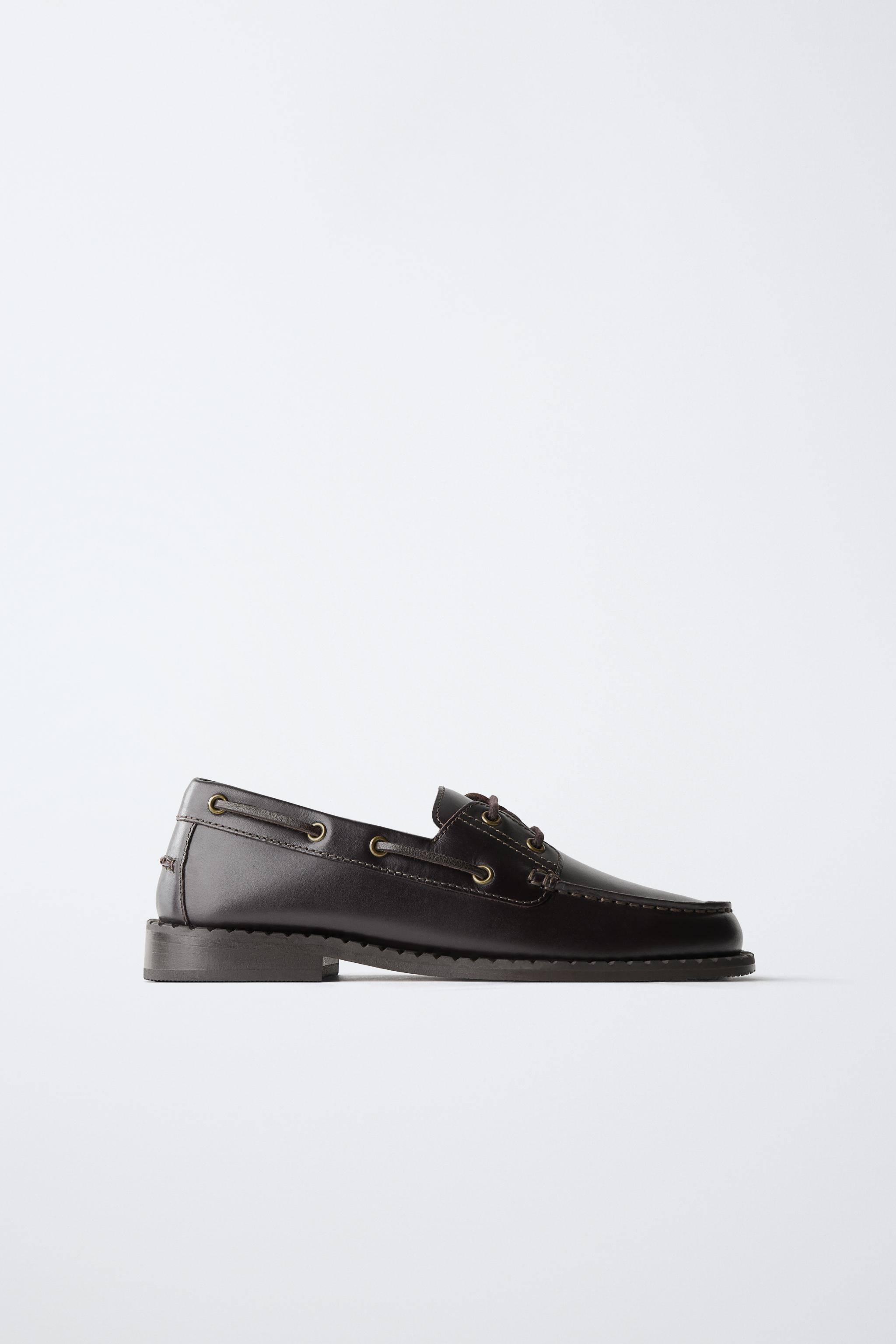 LEATHER BOAT SHOES