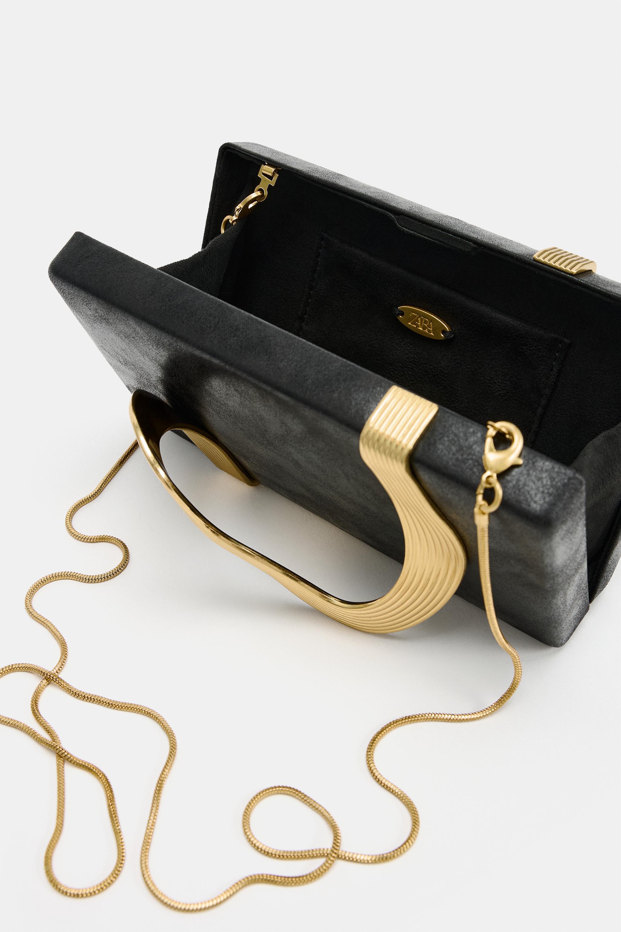 METALLIC DETAIL CLUTCH