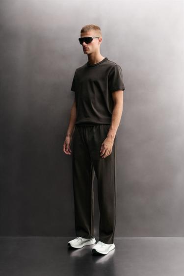 بنطلون رياضي بخصر مريح ونسيج ثقيل - بني by Zara