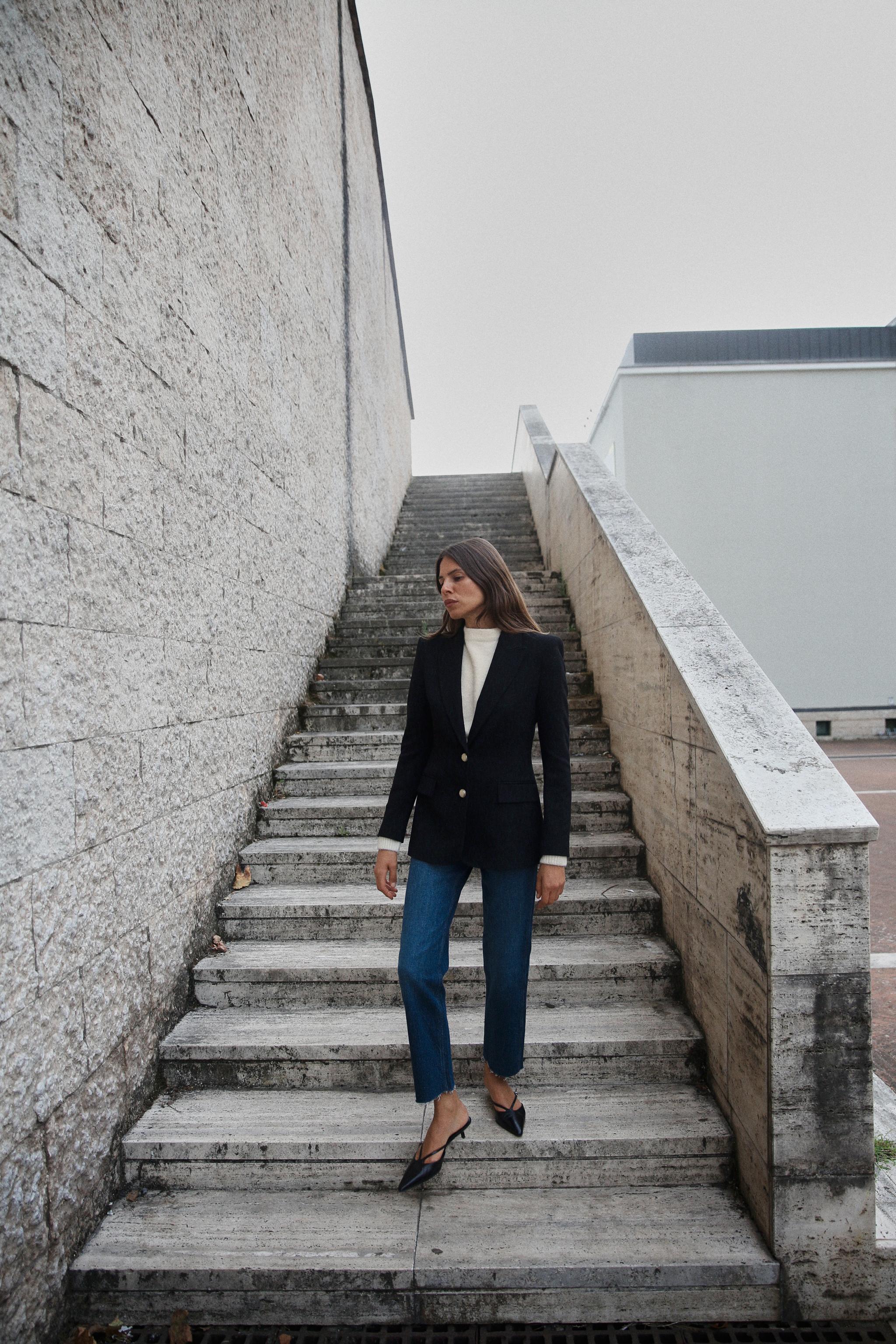 GOLD BUTTON FITTED BLAZER Black ZARA Canada