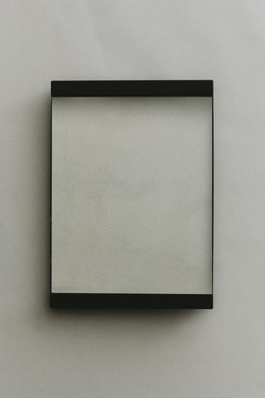 BLACK METAL PHOTO FRAME - Black by Zara