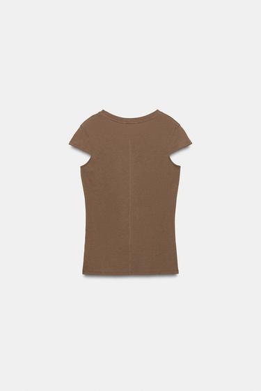 T-SHIRT MINIMAL MANCHES COURTES - Marron clair de Zara - Image 6