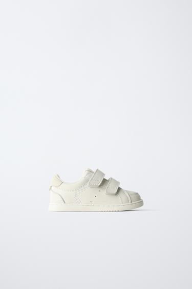Zaras SNEAKERS I SKINN MED REMMAR BAREFOOT - Vit