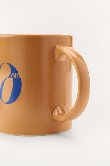 TASSE EN FAÏENCE 50E ANNIVERSAIRE - Jaune de Zara - Image 1